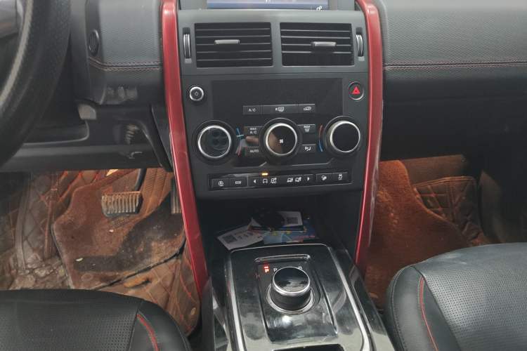 Used Land Rover Discovery Sport 2019 240 PS SE Dynamic Version China VI Standard