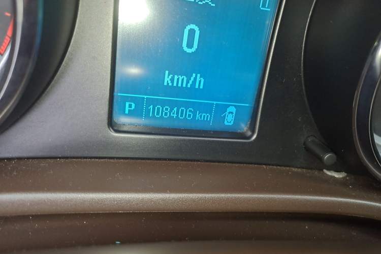 Used Buick Regal 2015 2.0L Leading Fashion Edition
