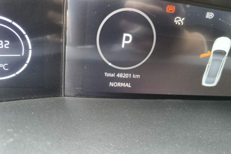 Used CHANGAN UNI-V 2022 1.5T Smart Navigation Version
