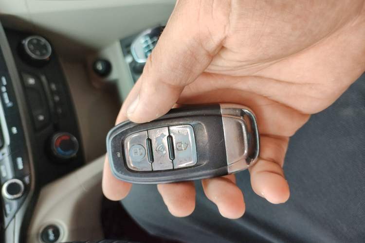 Used Buick GT 2017 15N Manual Elite Version Vehicle Key