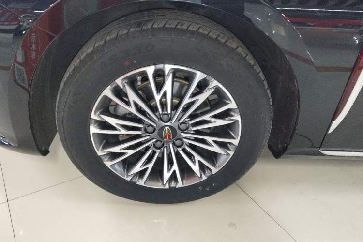 Used Hongqi H5 2025 1.5T DCT Qiyun 500 000th Unit Commemorative Edition Left Front Wheel Hub