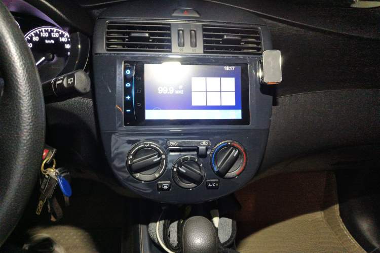 Used Nissan Tiida 2014 1.6L CVT Comfort Model