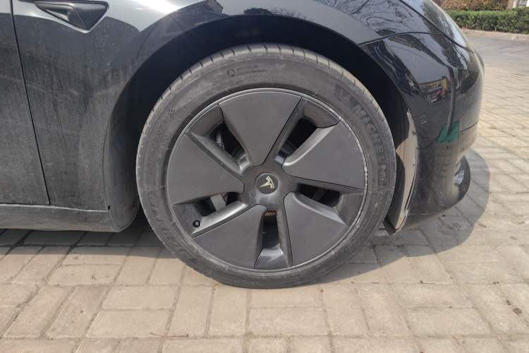 Used Tesla Model 3 2023 Rear-Wheel-Drive Version