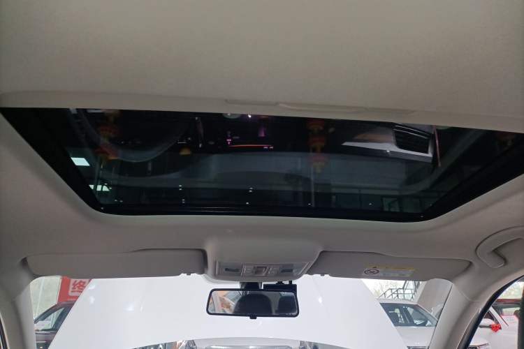 Used Volkswagen Lavida 2022 1.5L Automatic Comfort Edition Headliner