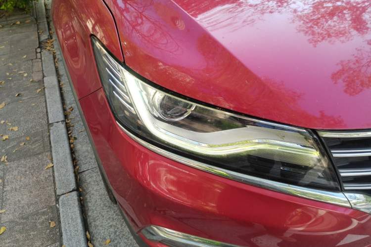 Used Roewe RX5 2016 20T Two-Wheel Drive Automatic Internet Smart Edition