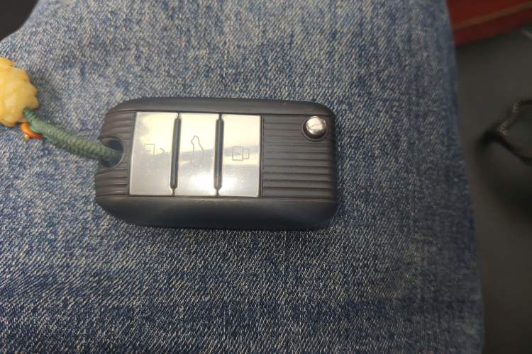 Used Roewe RX5 2016 30T Two-Wheel Drive Automatic Internet Smart Edition