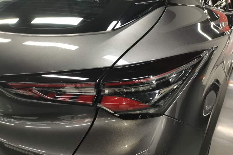 Used CHANGAN UNI-T 2020 1.5T Prestige Version Right Rear Taillight