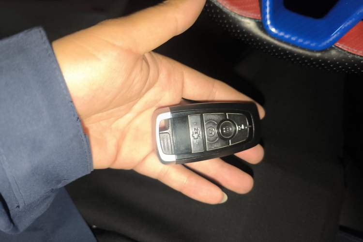 Used Ford Mondeo 2017 EcoBoost 180 Luxury Model
