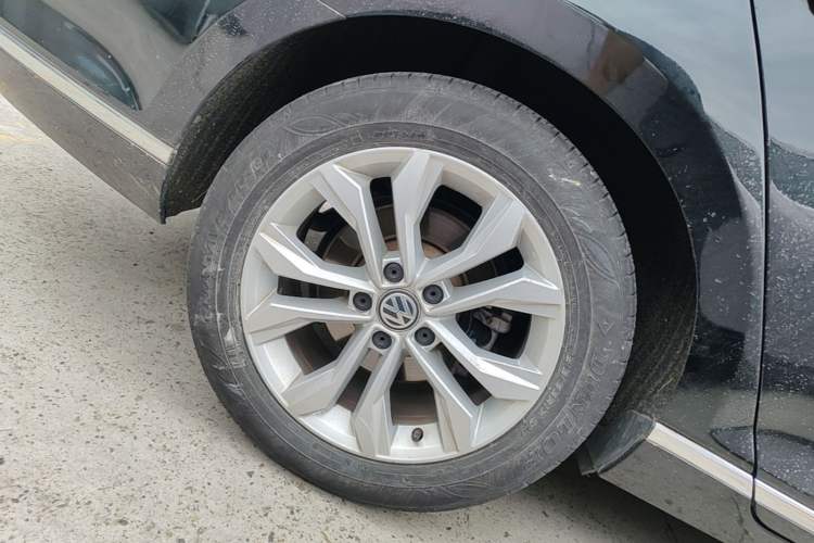 Used Volkswagen Magotan 2018 Facelift 380TSI DSG Luxury Version
