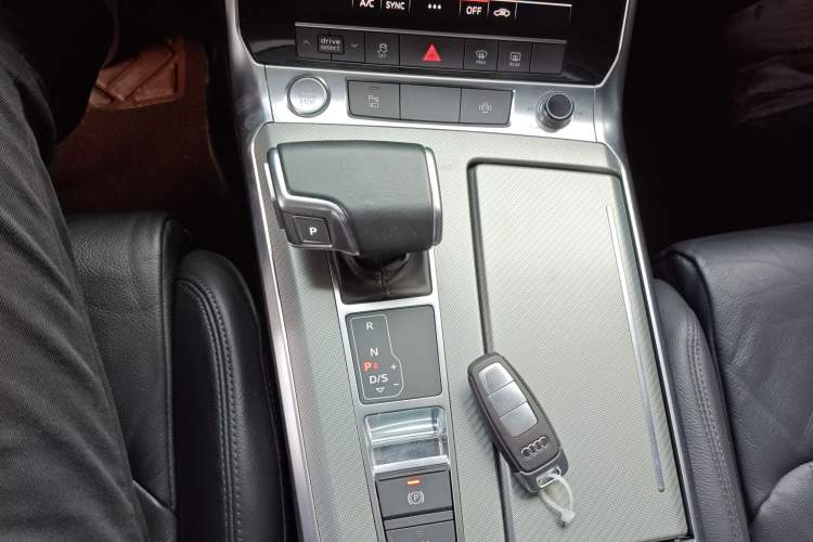 Used Audi A6L 2019 45 TFSI Prestige Elegant Edition
