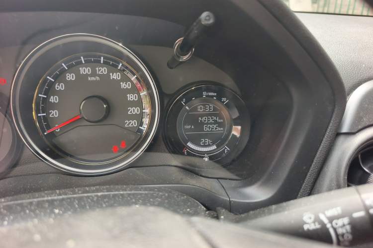 Used Honda XR-V 2015 1.8L EXi CVT Comfort Version
