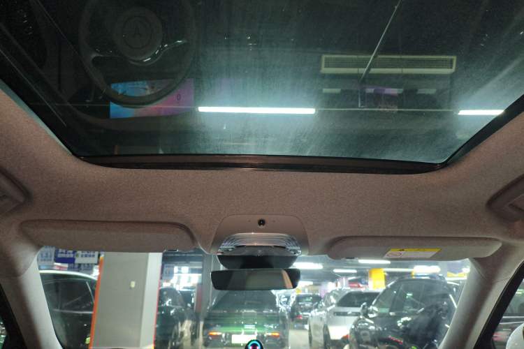 Used VOYAH FREE 2025 318 318 km Rear-Drive Touring Edition
