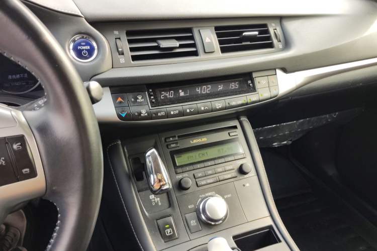 Used Lexus CT 2013 CT200h Elite Edition Audio And AC Panel