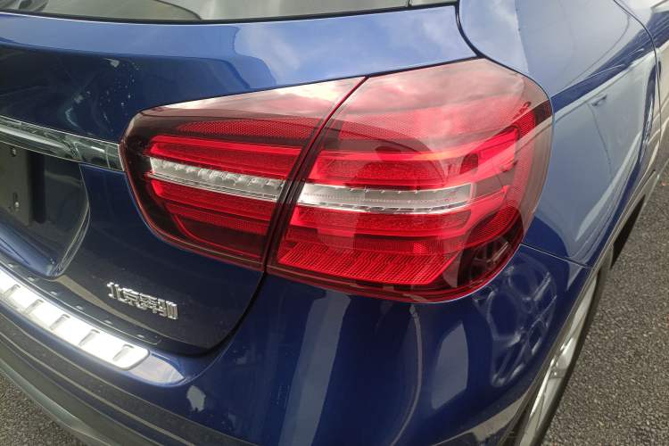 Used Mercedes-Benz GLA 2018 GLA 200 Sport Edition Exterior 3