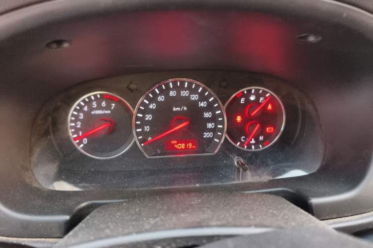 Used CHANGAN Alsvin V3 2015 1.4L Manual Meiruan Model China V Standard
