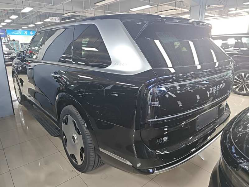 Used Zeekr 9X 2025 Hyper Edition 70kWh — 4