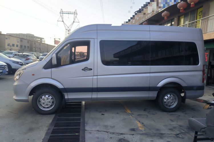 Used Foton Toano 2022 2.0T Manual Tongtu Multi-Function Long Wheelbase Mid-Roof Single-Tire 5/6/7/9-Seater 4F20TC3