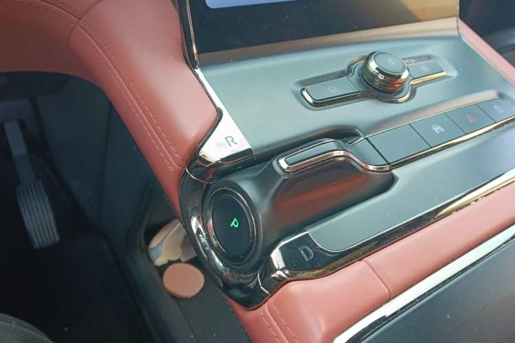 Used Nio EC6 2022 75 kWh Sport Edition Gear Lever