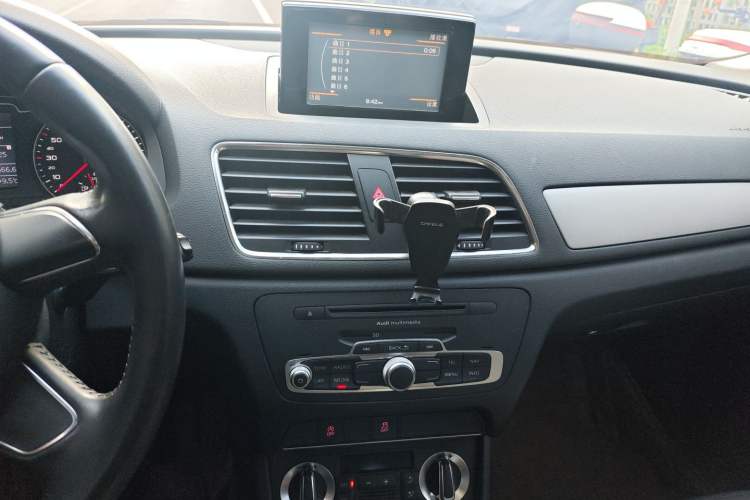 Used Audi Q3 2013 35 TFSI Ambition Edition