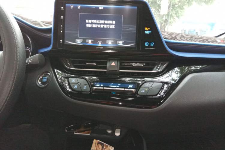 Used Toyota IZOA 2018 2.0L Yichi Version China VI Standard Audio And AC Panel