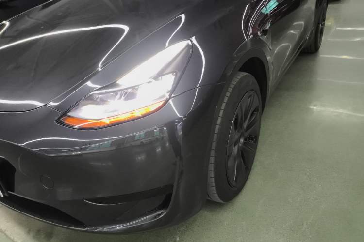 Used Tesla Model Y 2024 Rear-Wheel-Drive Version
