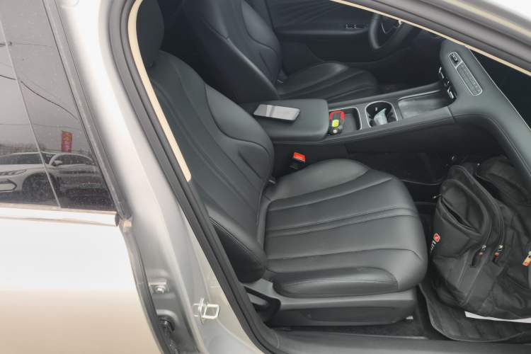 Used Roewe D7 2025 DMH 125km World Champion Edition