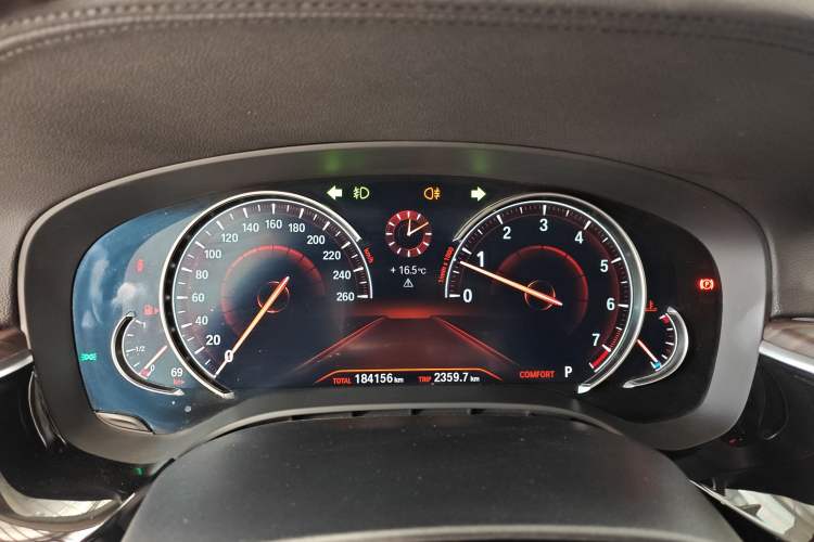 Used BMW 5 Series 2018 Facelifted 530Li xDrive Luxury Package
