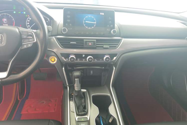 Used Honda Accord 2018 260TURBO Luxury Edition China VI Audio And AC Panel