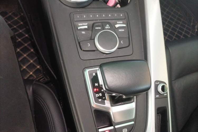 Used Audi A5 2017 Coupe 40 TFSI Fashion Model