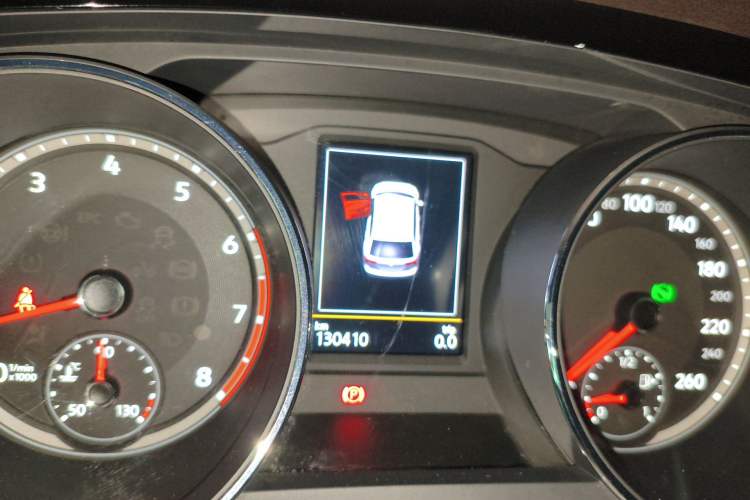 Used Volkswagen Tiguan L 2018 Revised Version 330TSI Automatic Two-Wheel Drive Comfort Edition
