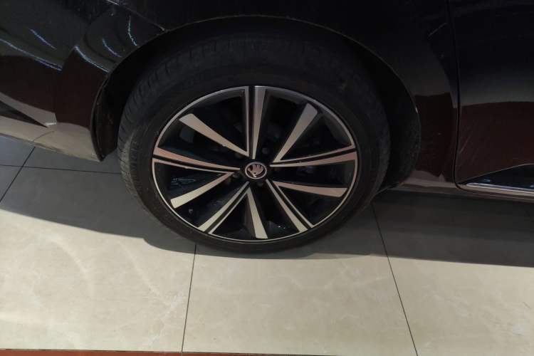 Used Skoda Superb 2024 TSI280 DSG Luxury Edition
