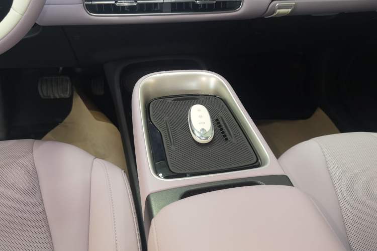 Used Dongfeng NAMMI 01 2024 New Edition 330 Plus Smart+
