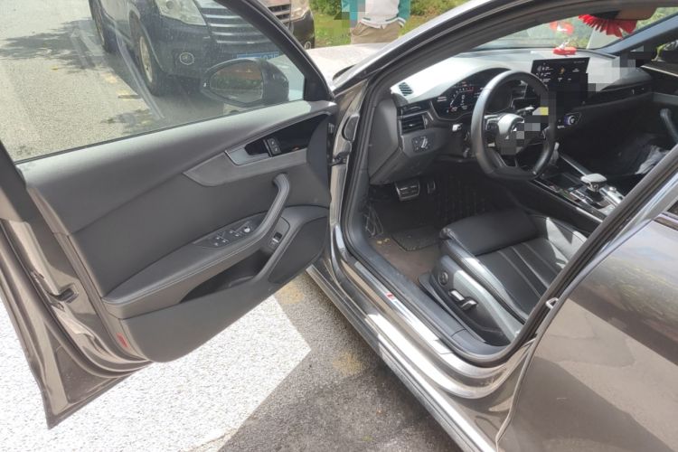 Used Audi A4L 2023 40 TFSI Luxury Dynamic Model