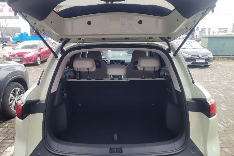 Used BYD Yuan UP 2025 Intelligent Driving Version 401 KM Dynamic Edition
