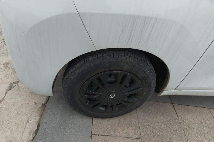 Used Chery QQ Ice Cream 2022 170km Sundae Phosphate Lithium-Ion
