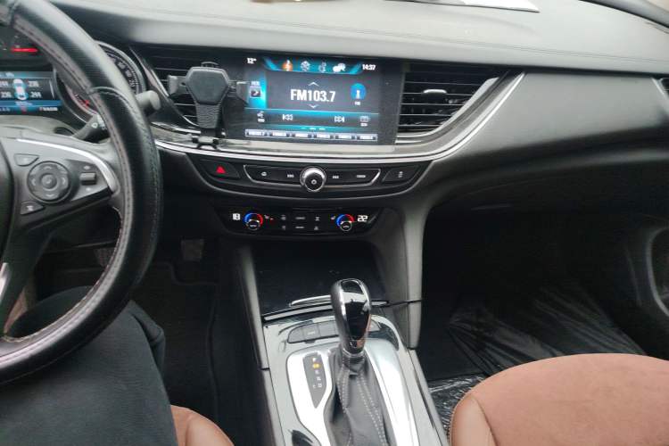 Used Buick Regal 2019 20T Elite Version China VI Standard
