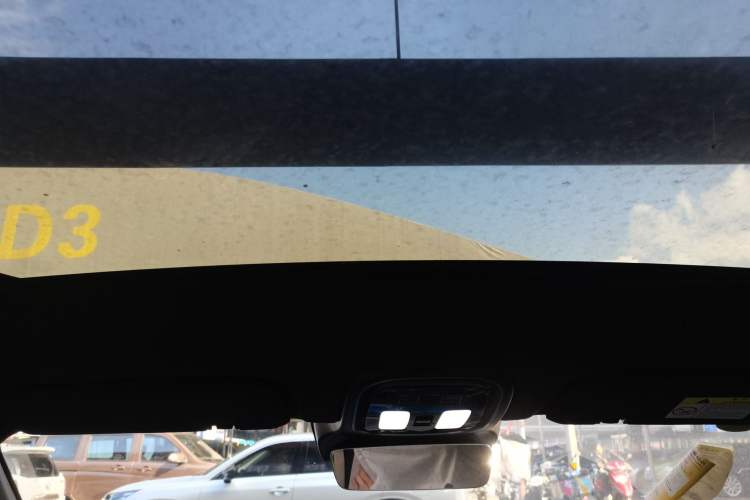 Used Deepal S07 2025 215Max Huawei Qiankun Intelligent Driving ADS SE Range-Extended Version Headliner