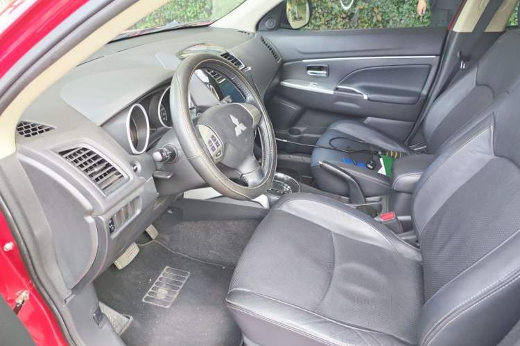 Used Mitsubishi ASX 2016 2.0L CVT Two-Wheel Drive Navigation Edition
