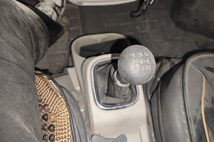 Used CHANGAN KAICHENG Ruixing M80 2019 1.5L Comfort Version 2-Seater Single-Steaming Air-Conditioned China VI Standard Flat Roof Side-Hinged Doors – DAM15KR Gear Lever