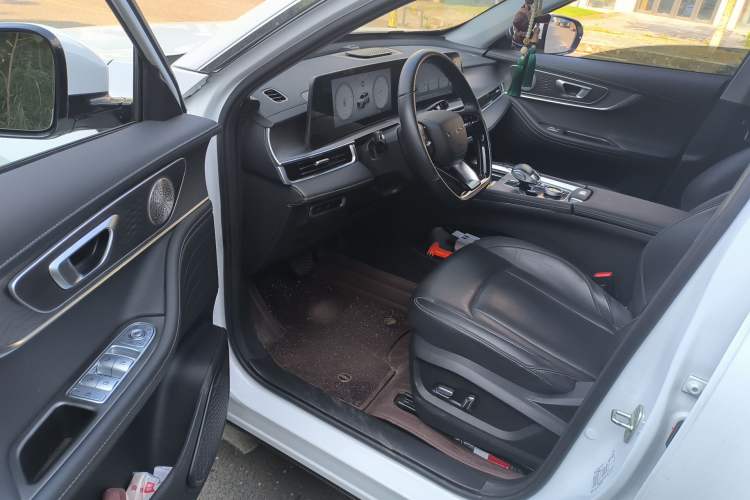 Used Chery Tiggo 8 PRO 2025 290T Two-Wheel-Drive Luxury Edition Driver Seat