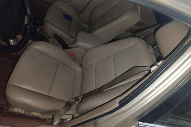 Used Buick Excelle 2011 1.6 LE-MT
