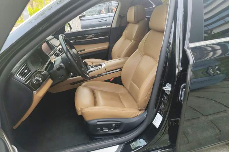 Used BMW 7 Series 2013 730Li Luxury Model Left Front Seat