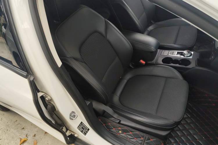 Used Ford Focus 2019 Hatchback EcoBoost 180 Automatic Trendy Model