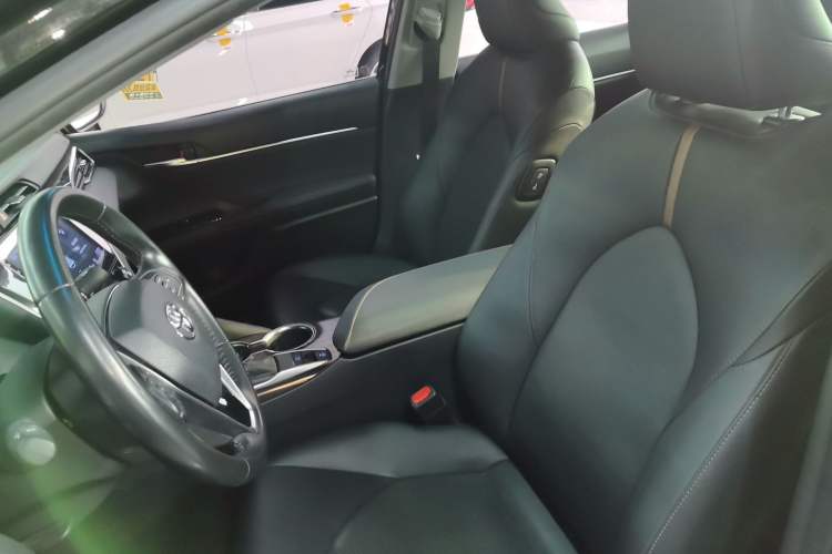 Used Toyota Camry 2018 2.0G Luxury Edition