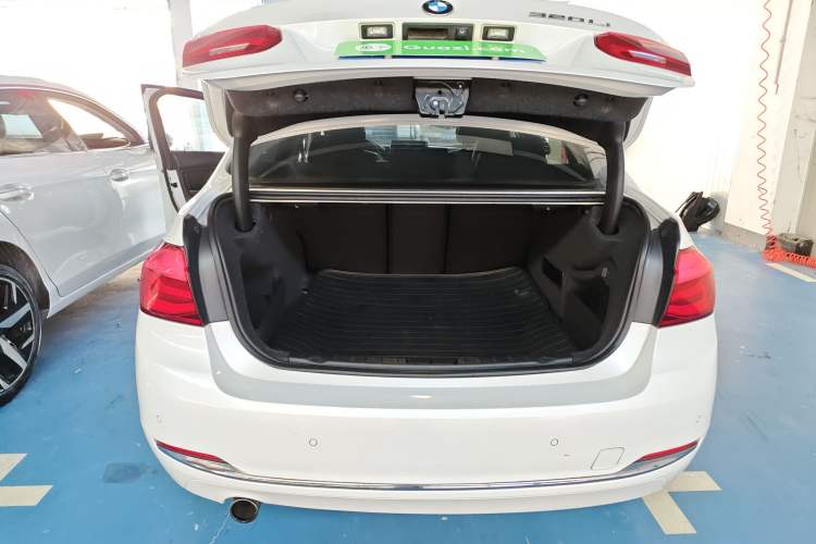 Used BMW 3 Series 2016 320Li Fashion Model