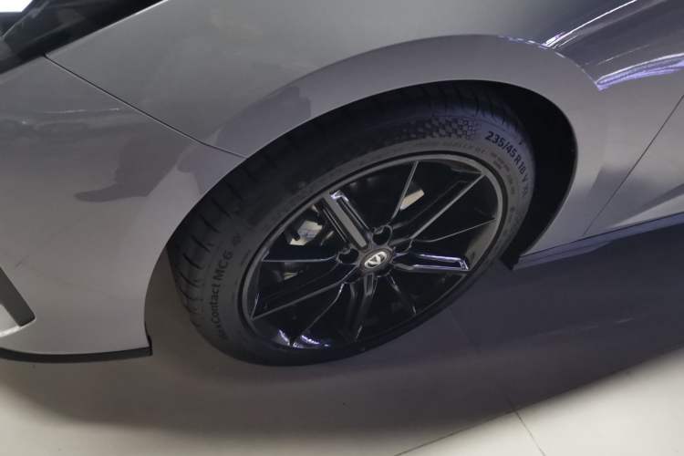 Used CHANGAN UNI-V 2022 1.5T Prestige Version
