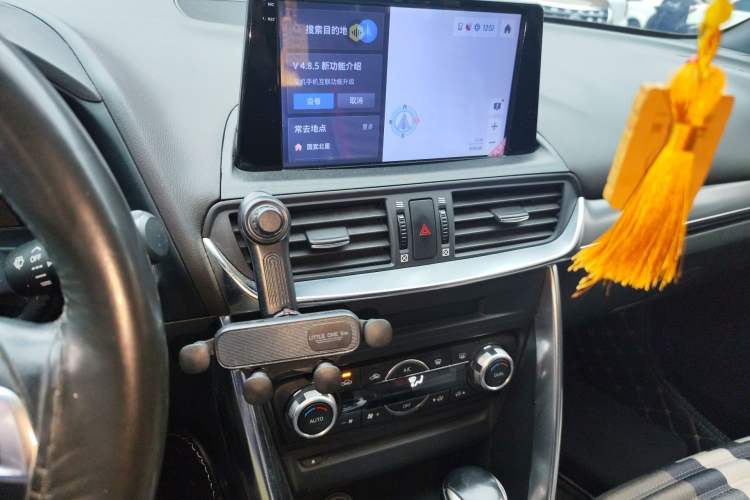 Used Mazda CX-4 2016 2.0L Automatic 2WD Blue Sky Luxury Edition Audio And AC Panel