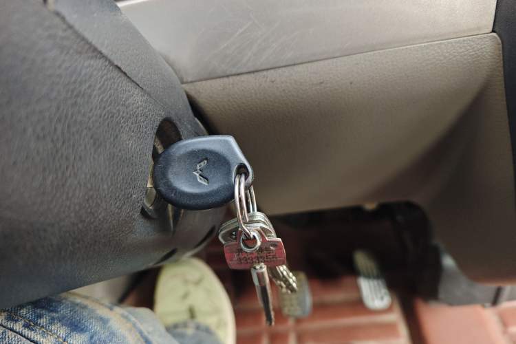 Used Wuling Rongguang 2011 1.2L Standard Version