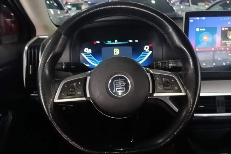Used BYD Tang 2019 2.0T Automatic SmartConnect Luxury 7-Seater China VI Standard