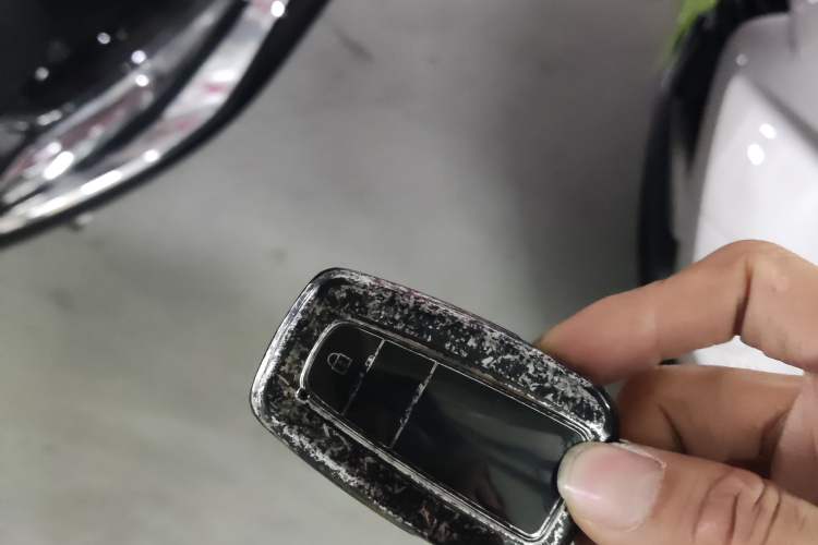 Used Toyota Wildlander 2022 Dual-Engine 2.5L E-CVT Two-Wheel Drive Luxury PLUS Edition Vehicle Key